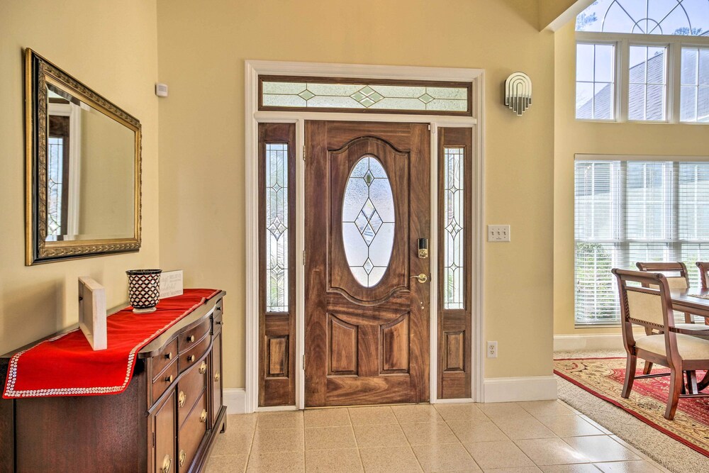 Luxe Lake House w/ Pool & Dock on Deep Water Cove! Appling Vrbo