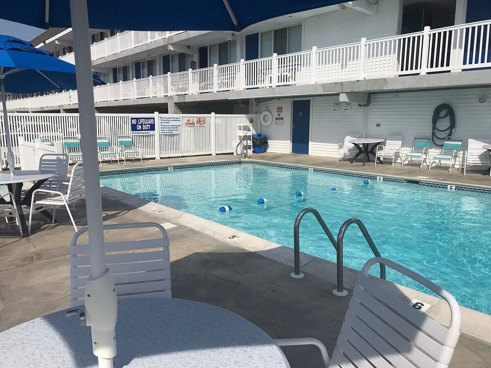 LOVELY QUEEN SIZED BED STUDIO4 BLOCKS FROM THE BEACH, OCEAN CITY, NJ