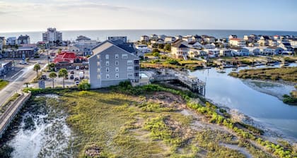Seawatch Inn at the Landing