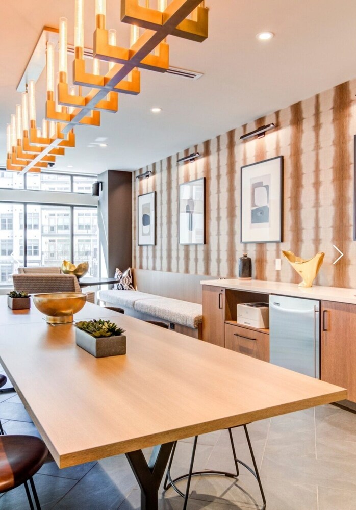 Center of Serenity, Minutes away from the Battery!