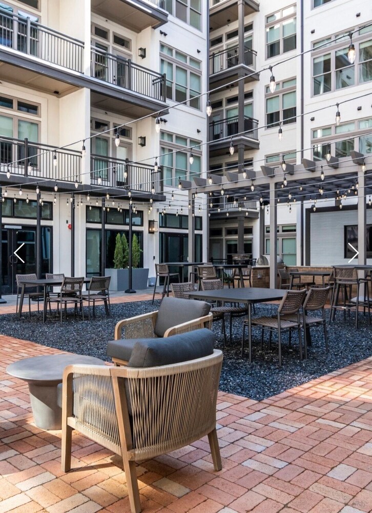 Center of Serenity, Minutes away from the Battery!