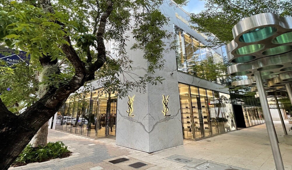 Luxurious Suite with a Beautiful Terrace