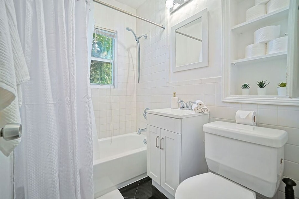 Luxurious Suite with a Beautiful Terrace