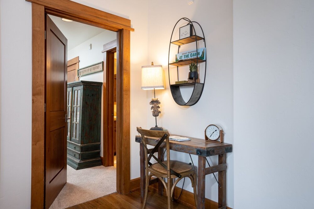 Summer Availability! Slopeside Condo in The Village at Northstar with