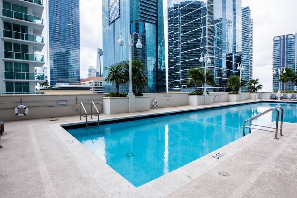 2616 (2) · brickell studio free parking great location