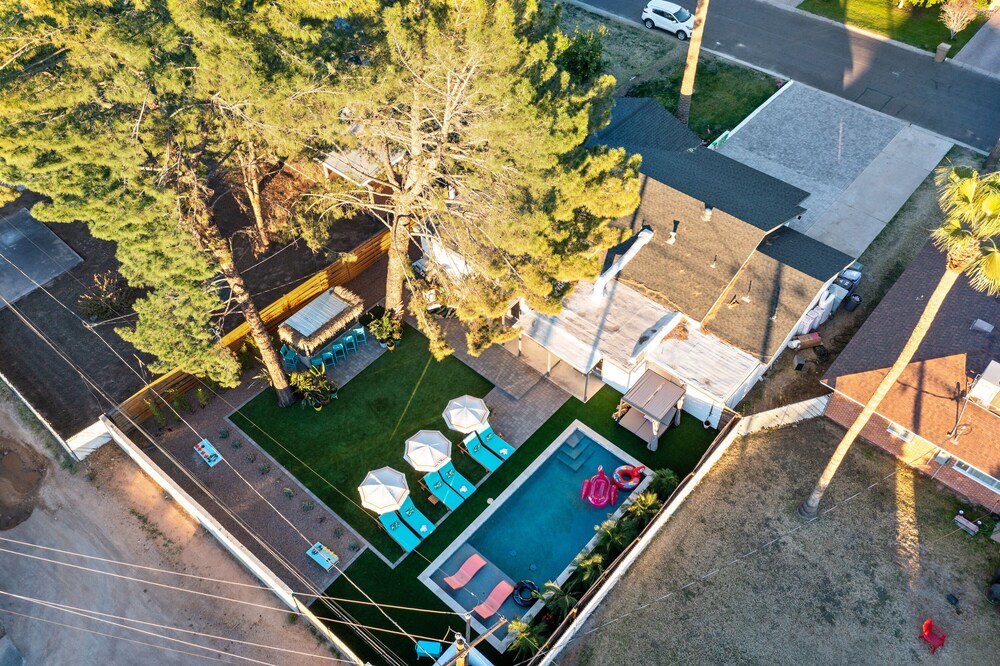 TropicanaCabana -HeatedPool- TikiBar-Gym