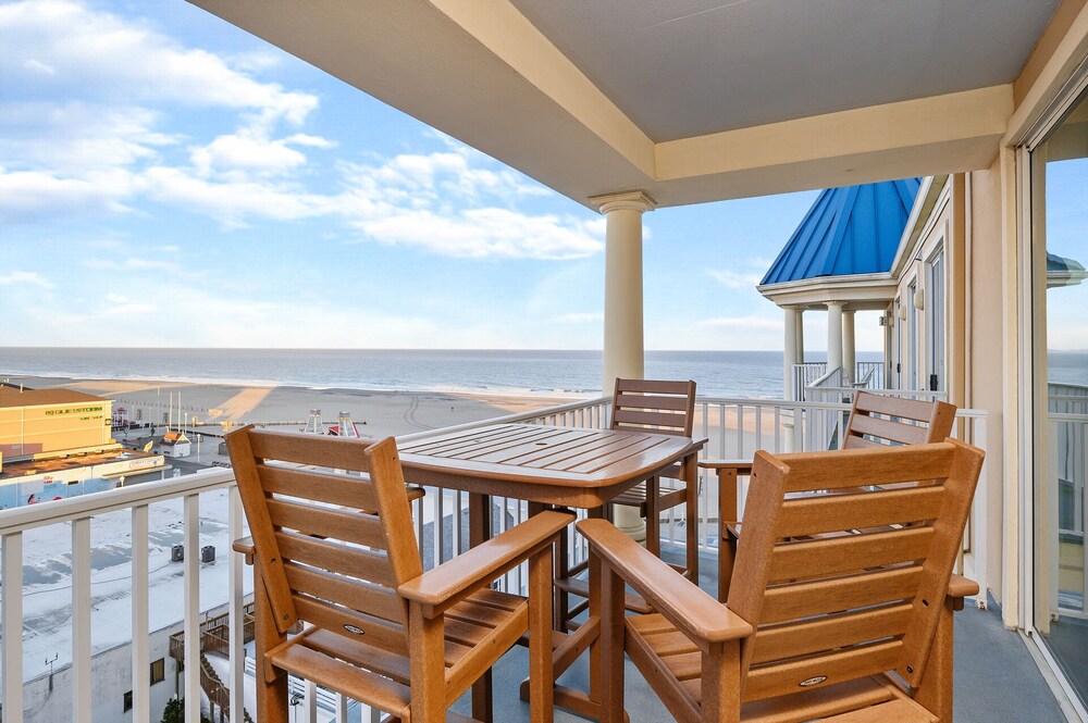 Belmont 809 - Luxury on the Boardwalk at Belmont Towers!