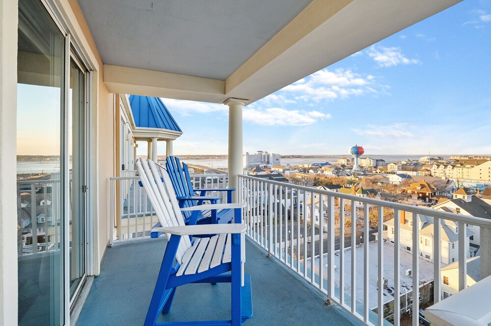 Belmont 809 - Luxury on the Boardwalk at Belmont Towers!