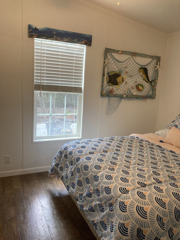 Cozy Cottage @ Camp Fl Lake Grassy Resort. Pool/ Boating/Fishing