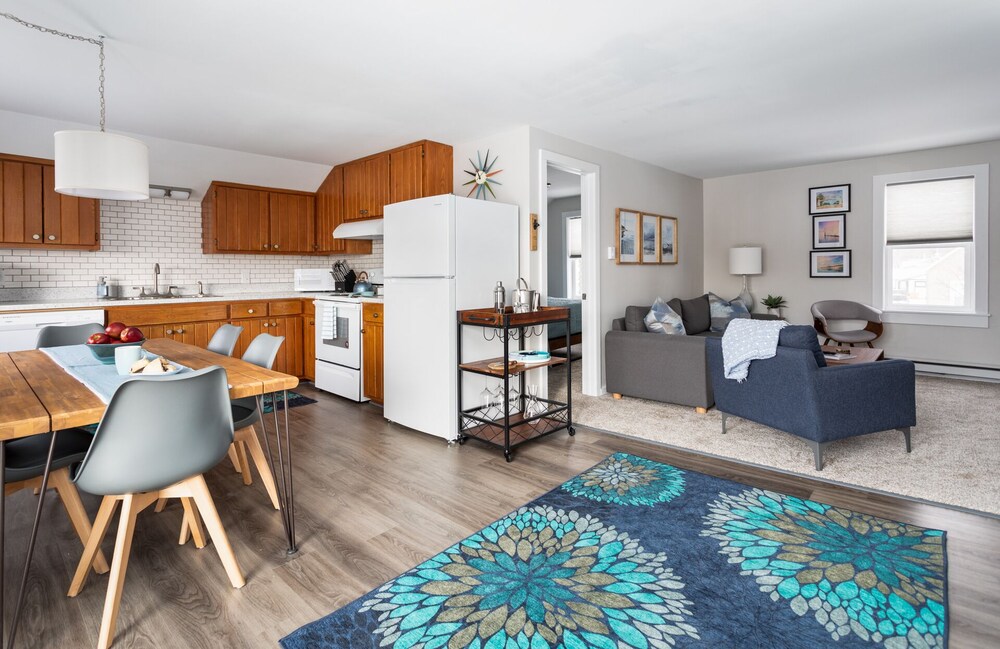 Beautifully Renovated 2 bedroom, 1 bath charmer Frankfort Vrbo