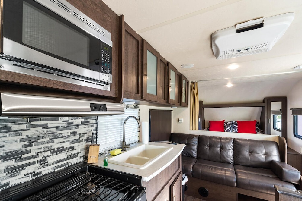 Oasis Private RV