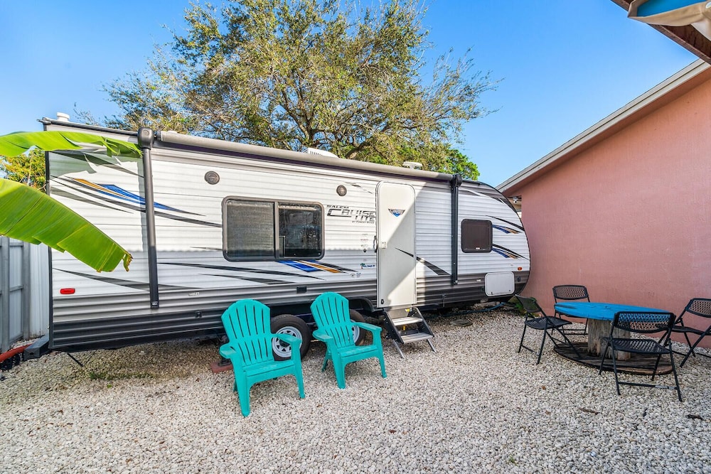 Oasis Private RV