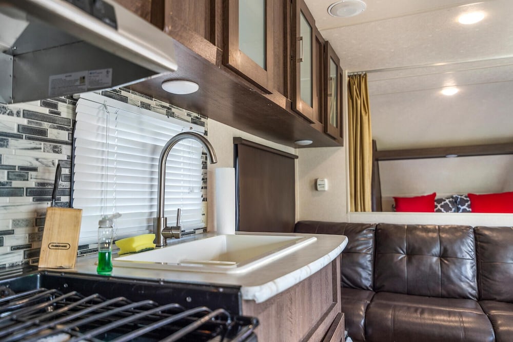 Oasis Private RV
