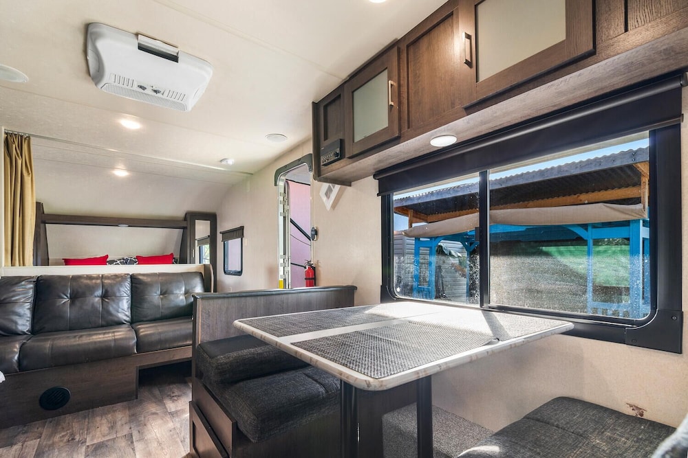 Oasis Private RV