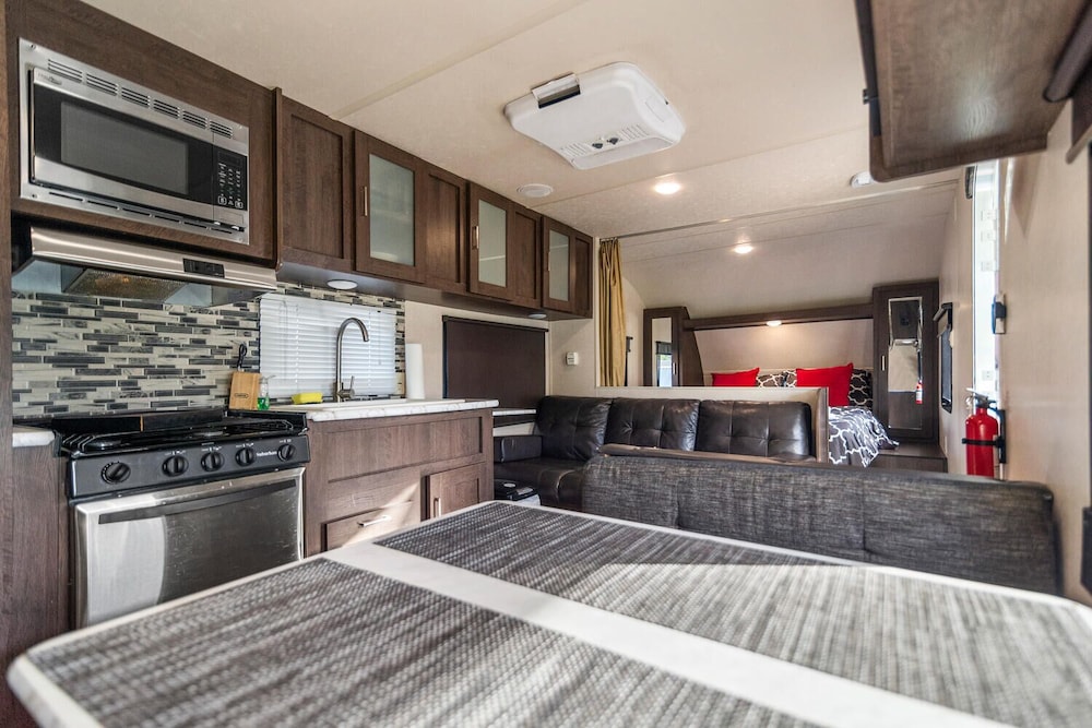 Oasis Private RV