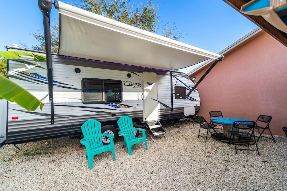 Oasis Private RV