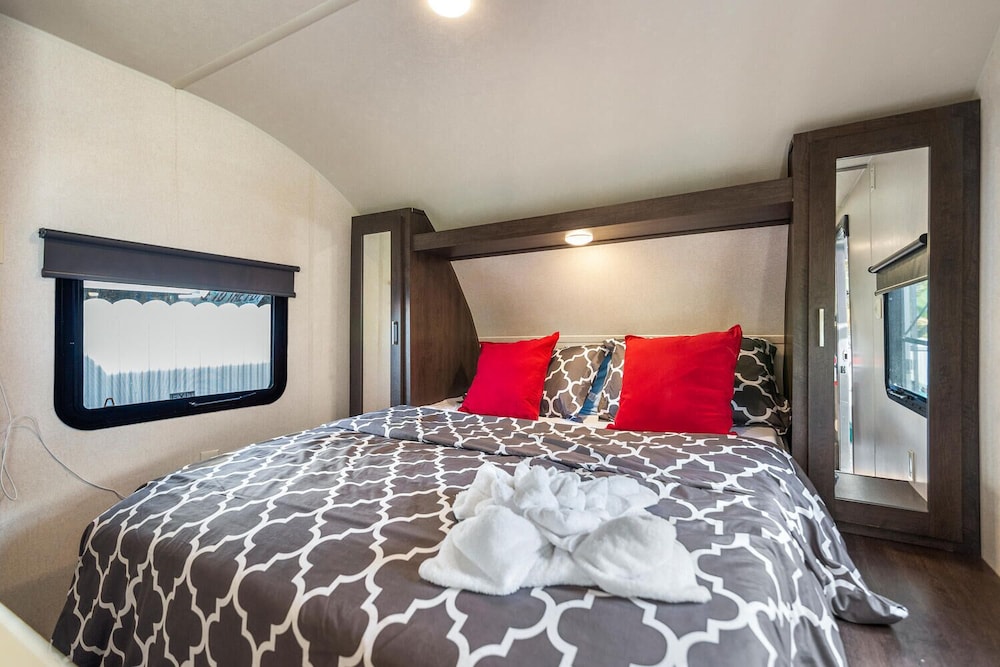 Oasis Private RV
