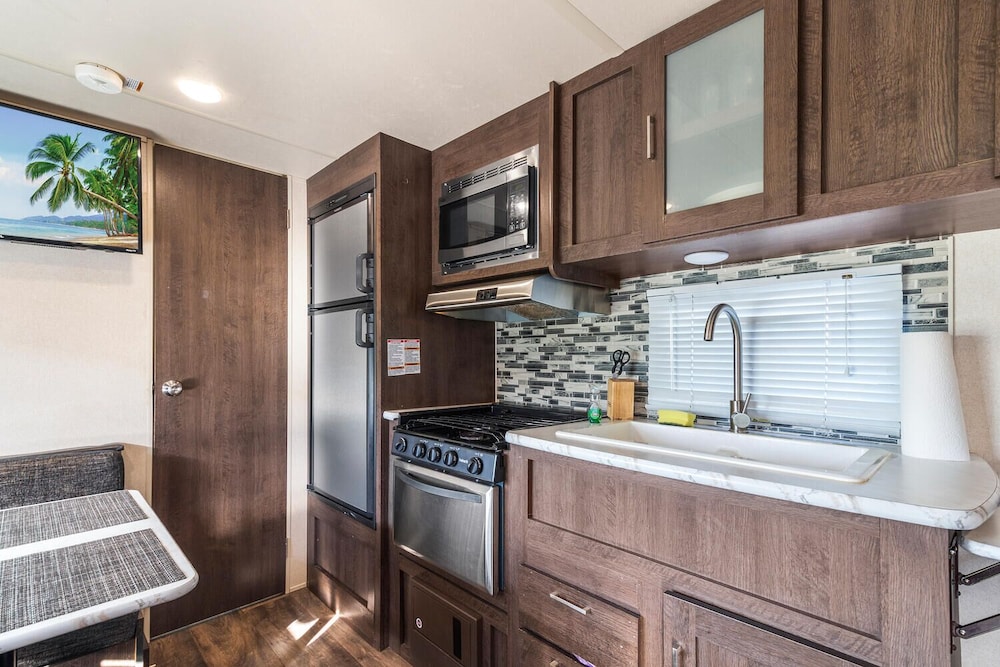 Oasis Private RV