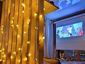 Room, Ensuite (Suite Stockholm) | 1 bedroom, desk, free WiFi, bed sheets