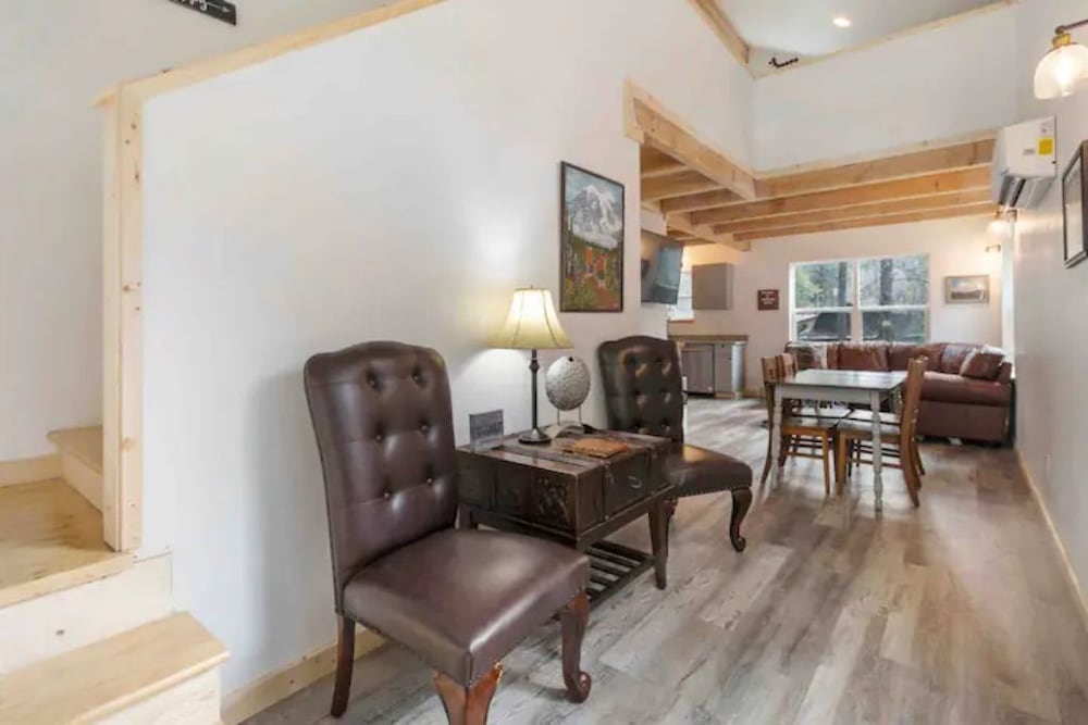 Cabin Vibes w/ Hot Tub 10 Minutes to Mt. Rainier Ashford Vrbo