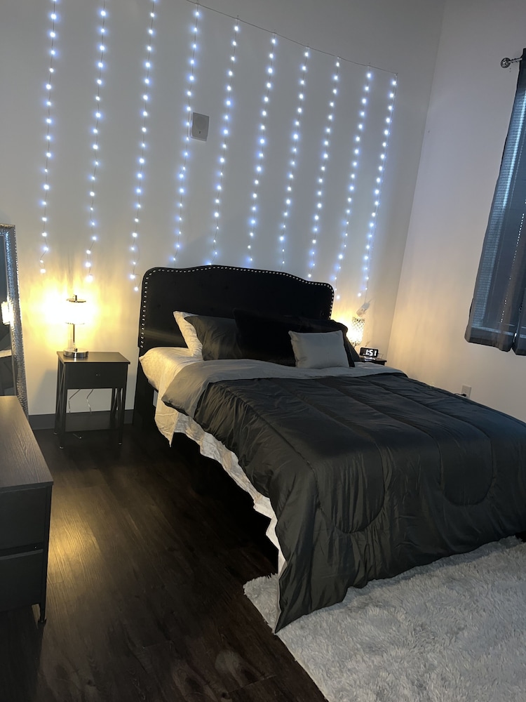 Upscale Loft apartment in downtown Newark NEAR NYC Newark Vrbo