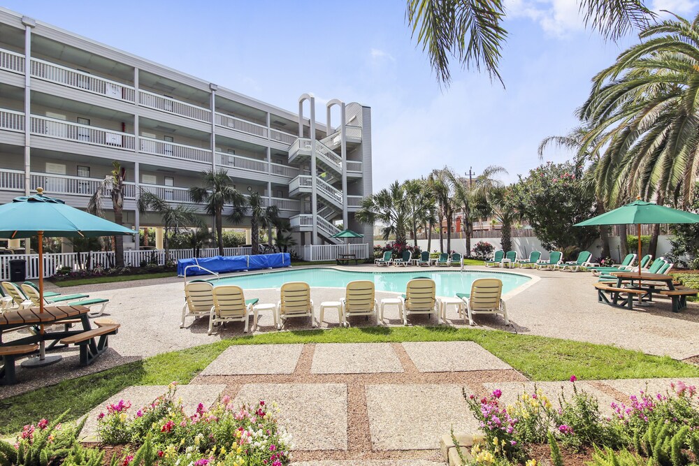 Casa Del Mar 180 - Coastal Condo