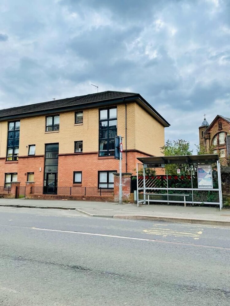 Modern 2bed Flat Near City Centre