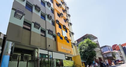 Vaccinated Staff - Capital O 860 Premium Nest Nano Suites Makati