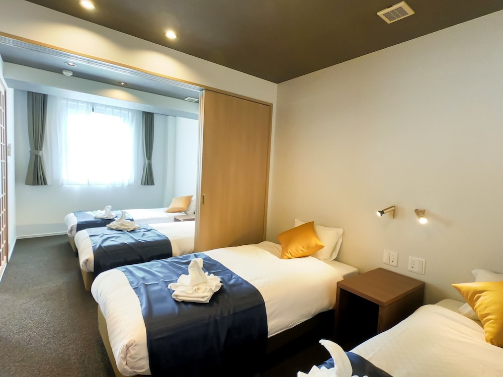 2 bedroom apartment - Two Bedroom Apartment / Osaka Ōsaka