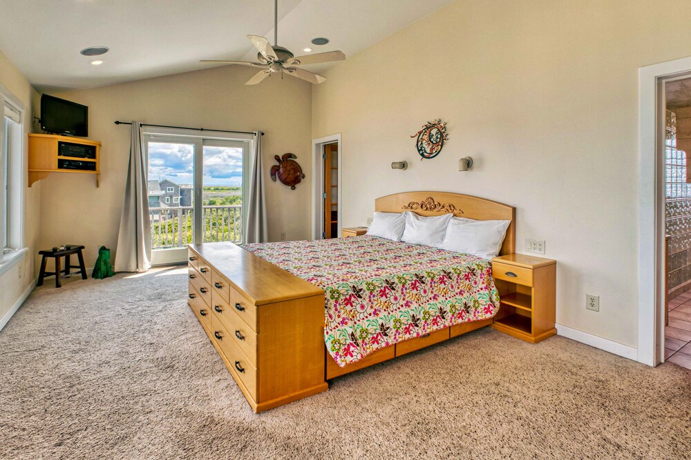 Luxury soundfront home with private pool, hot tub, & dock Buxton Vrbo