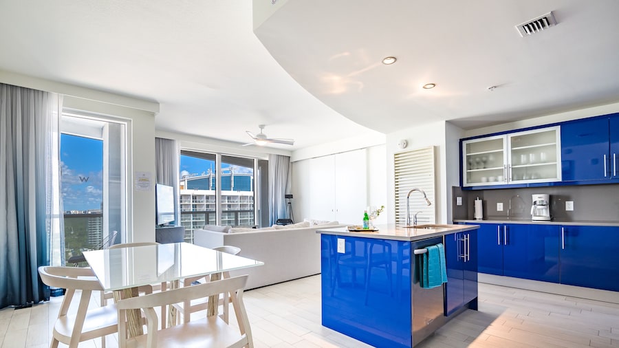 W Residences Fort Lauderdale Luxury Suites
