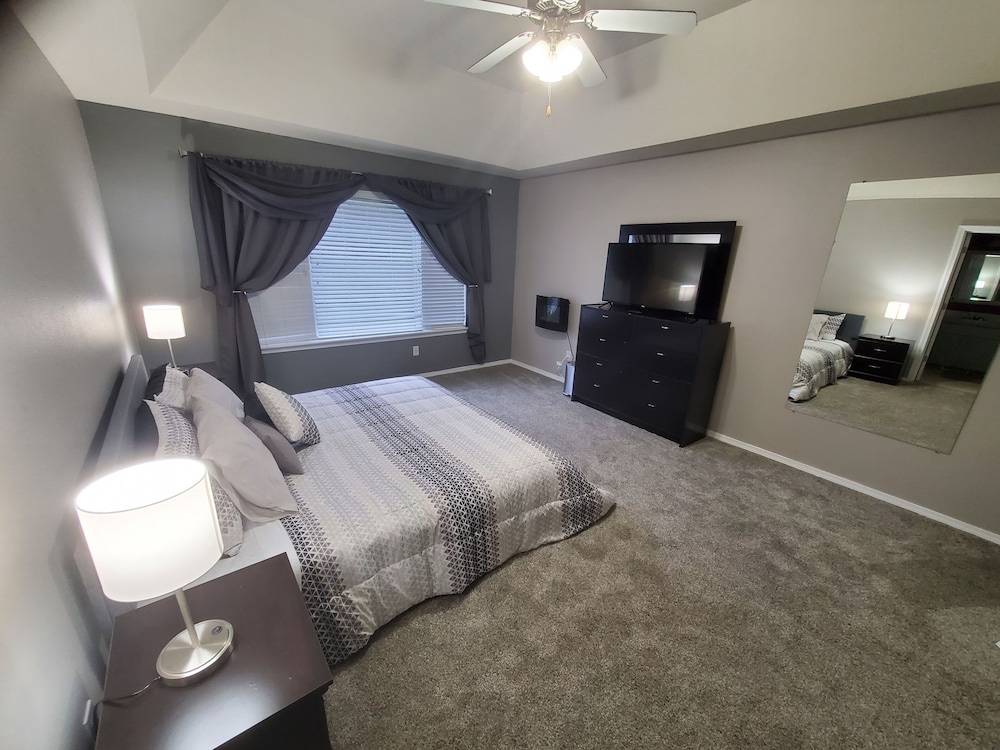 Lovely residential home in the heart of Tumwater Tumwater Vrbo