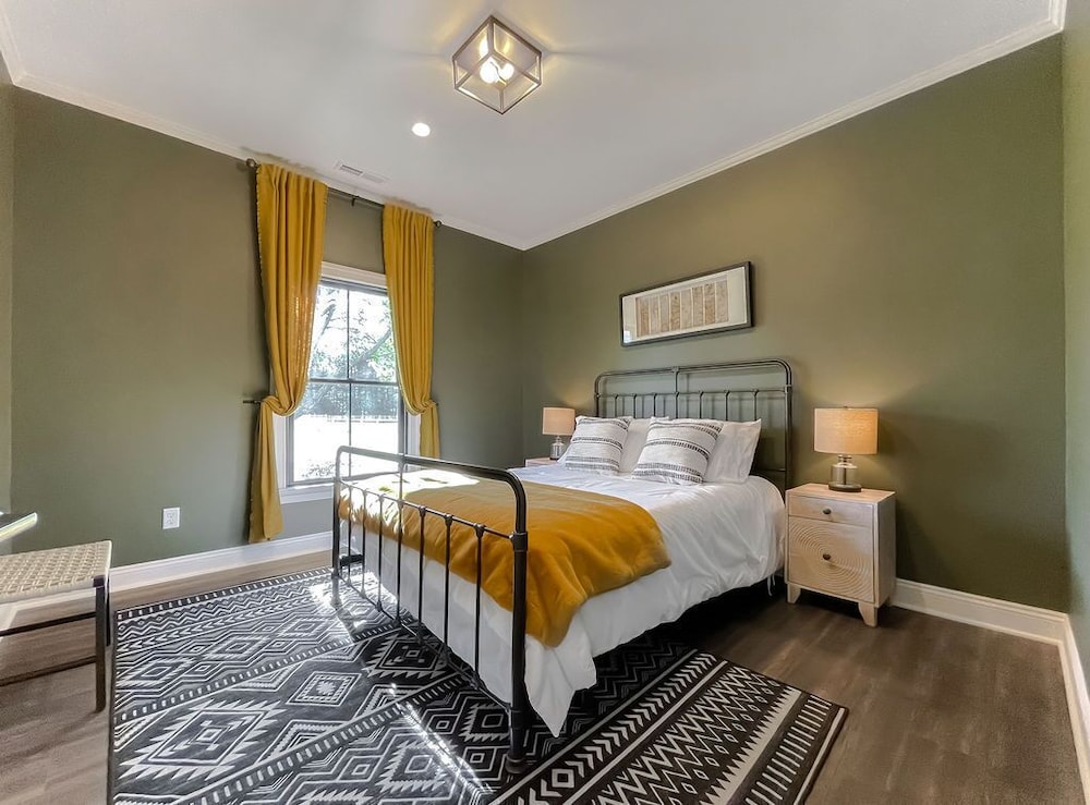 RANCH AT ROYAL OAK Exclusive waterfront pool pier Royal Oak Vrbo