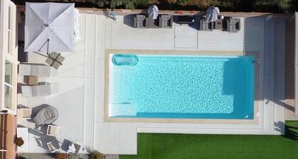 Modular Bungalows With Heated Pool Artemis Greece