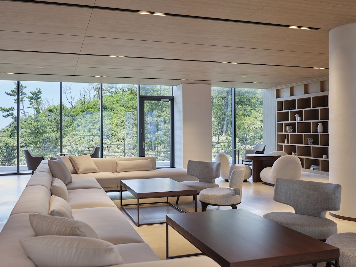 Parnas Hotel Jeju