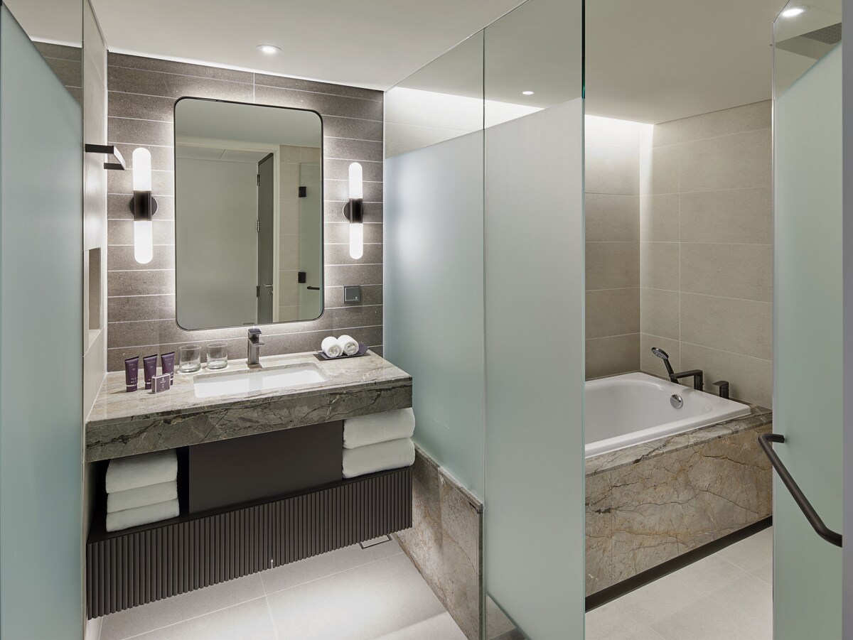 Parnas Hotel Jeju