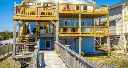 Sparrow's Beach Nest by Sea Scape Properties