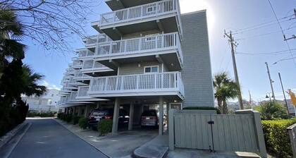 Wright By The Pier by Sea Scape Properties