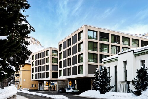 st moritz apartments los angeles