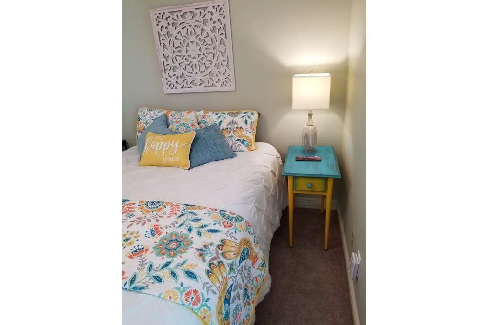 Downtown Bentonville AR Bike Trail! WOW! Easily Walk EVERYWHERE! Bentonville Vrbo