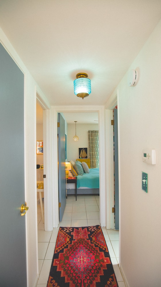 MODERN SILVER STRAND BEACH HOUSE STEP2SAND SLEEPS 10 Silver Strand Vrbo