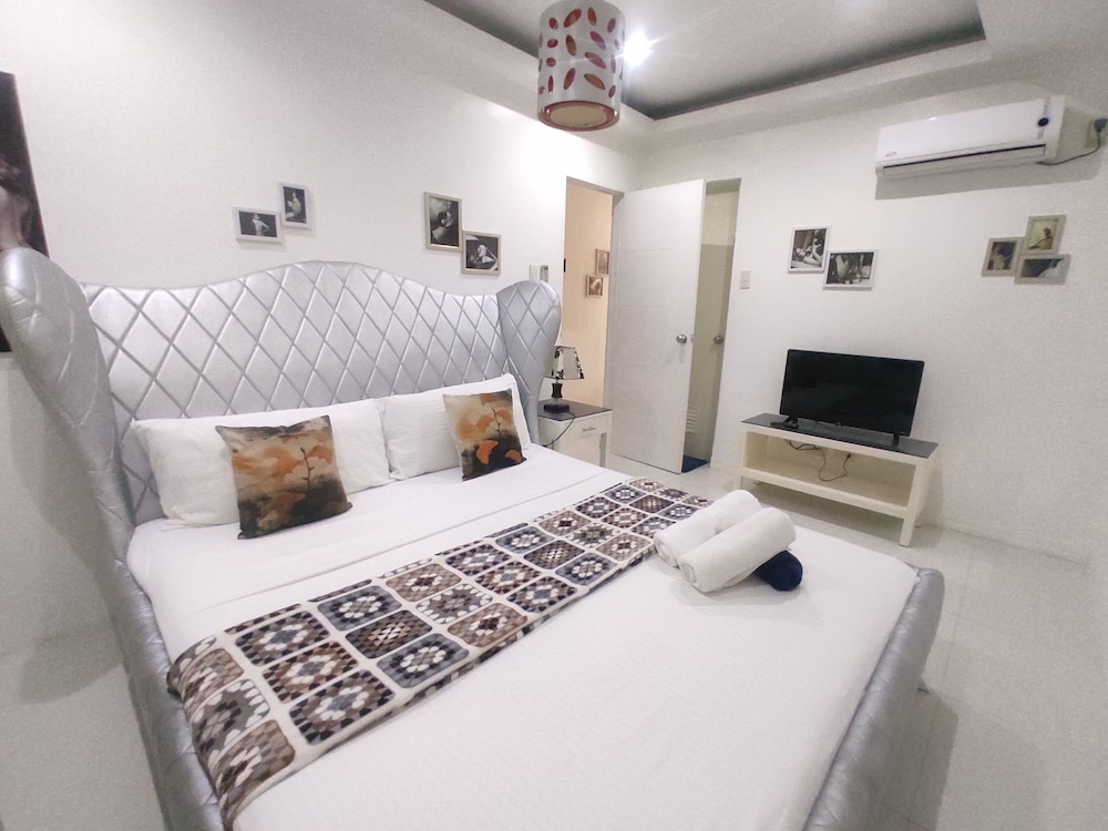2BR Kandi Tower🏢, 200Mbps luxury condo. Angeles City Vrbo