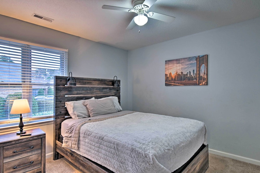 PetFriendly Fayetteville Escape w/ Grill! Fayetteville Vrbo