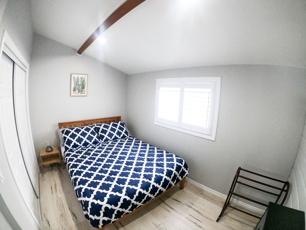 Cottage 4 mins drive to Muskoka Beach, Gull Lake & Outdoors