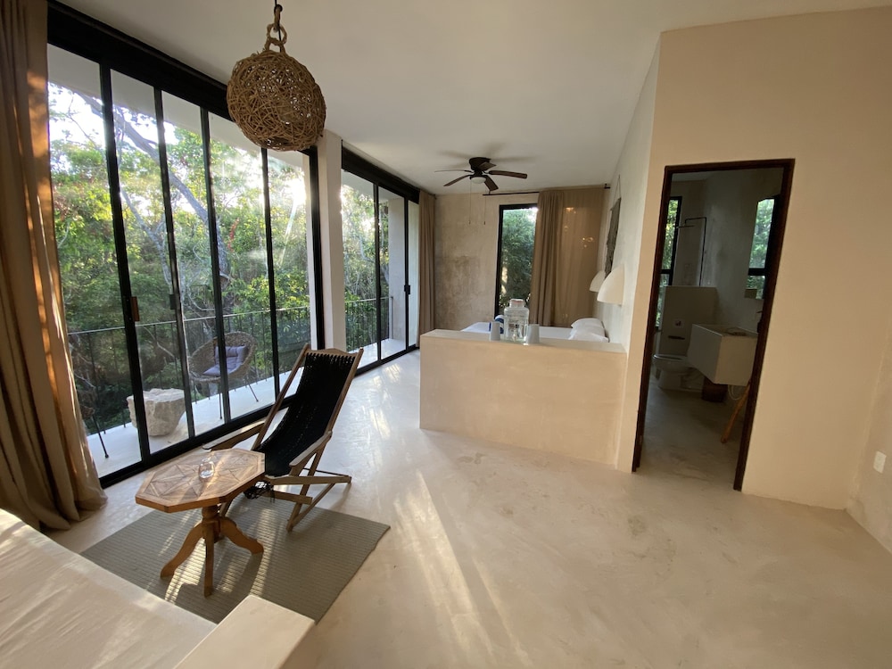 Private Cenote 18 guests luxury jungle lodge - Tulum | Vrbo