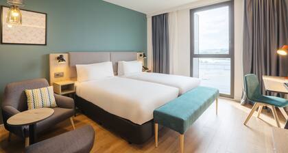 Holiday Inn Barcelona-Sant Cugat, an IHG Hotel