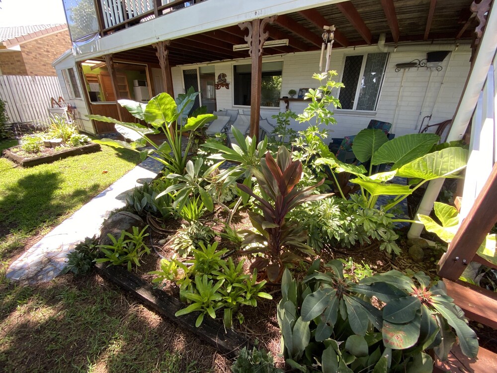 Bargara Beach Hideaway Pet friendly Deals & Reviews (Bundaberg, AUS