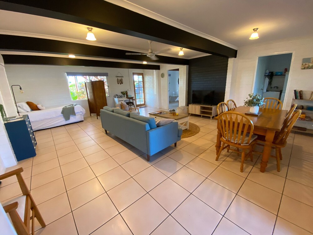 Bargara Beach Hideaway Pet friendly Deals & Reviews (Bundaberg, AUS