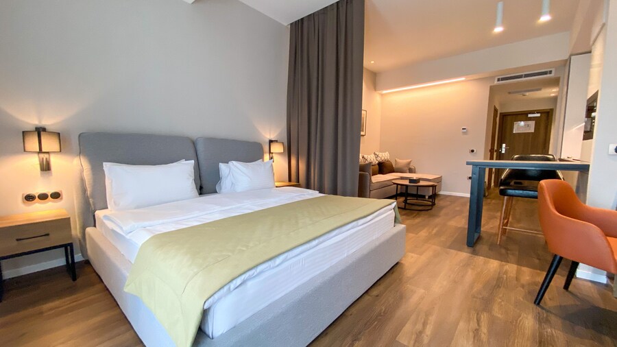 Golden Horn Apart Hotel