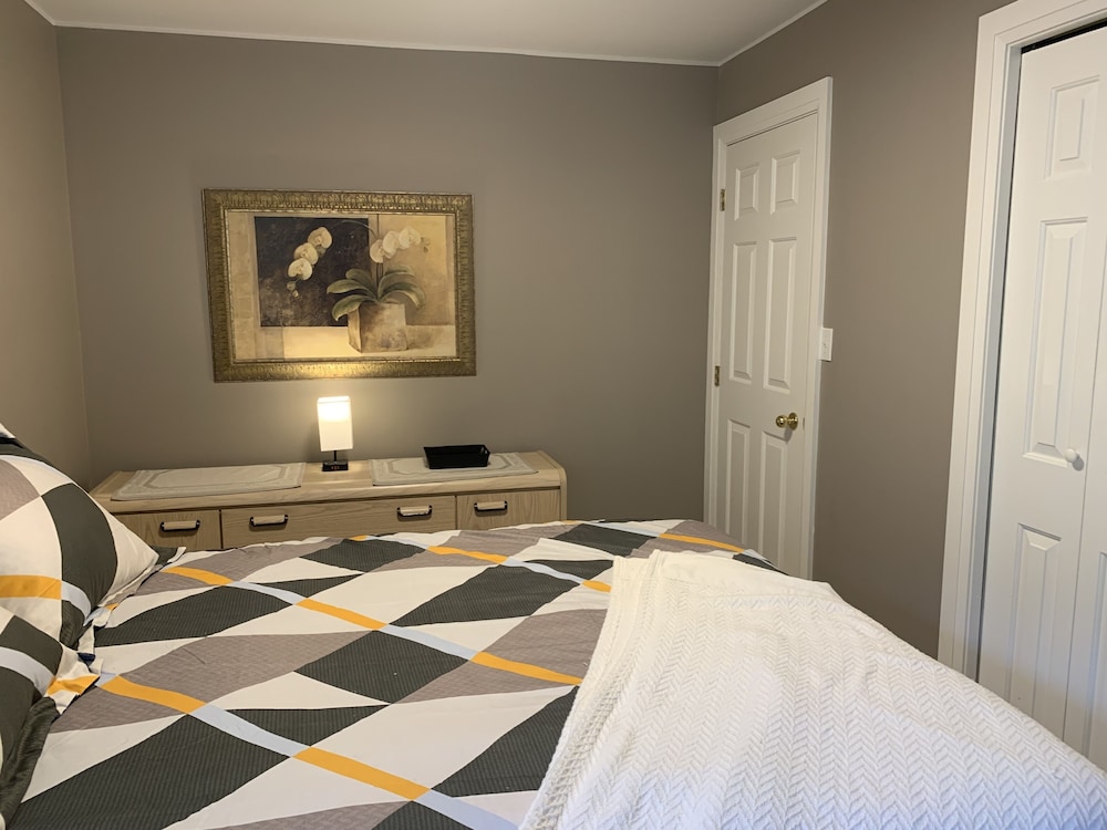 Victoria St BNB in Peachland BC 5 mins from the beach Peachland Vrbo